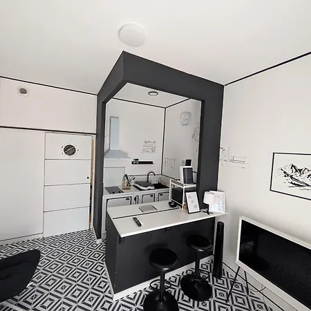 Atypique Avec Terrasse *