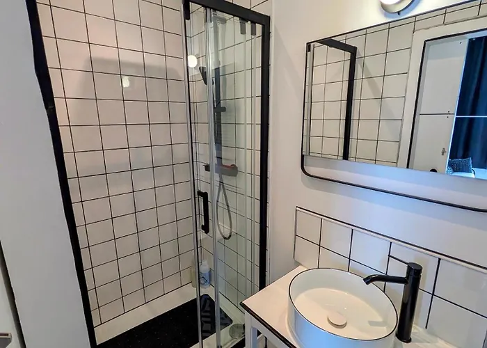 Atypique Avec Terrasse Apartment *