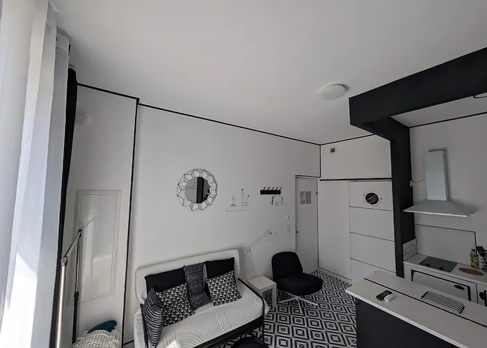 Atypique Avec Terrasse * Lourdes