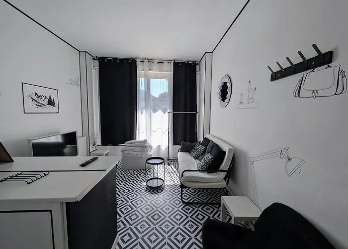 Atypique Avec Terrasse *