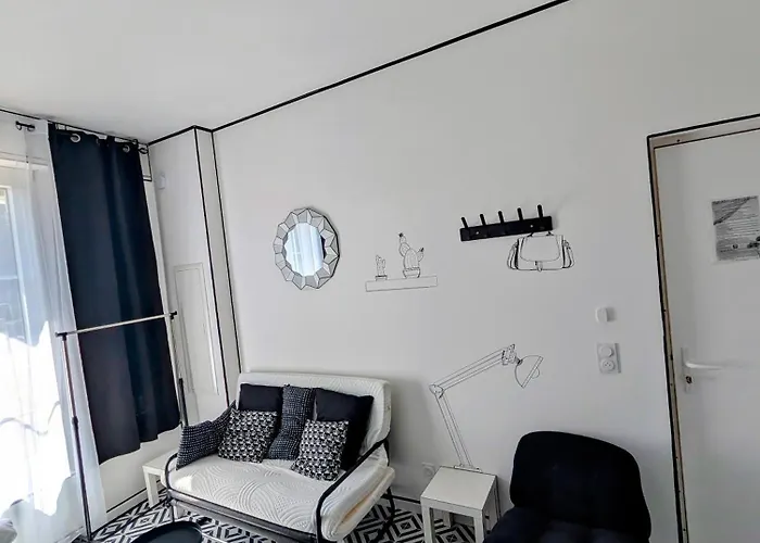 Atypique Avec Terrasse Apartman